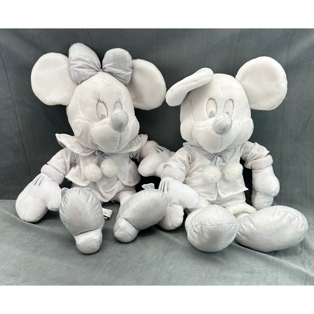 Disney Store Mickey Minnie Mouse Winter White Silver Holiday Plush Set 19in